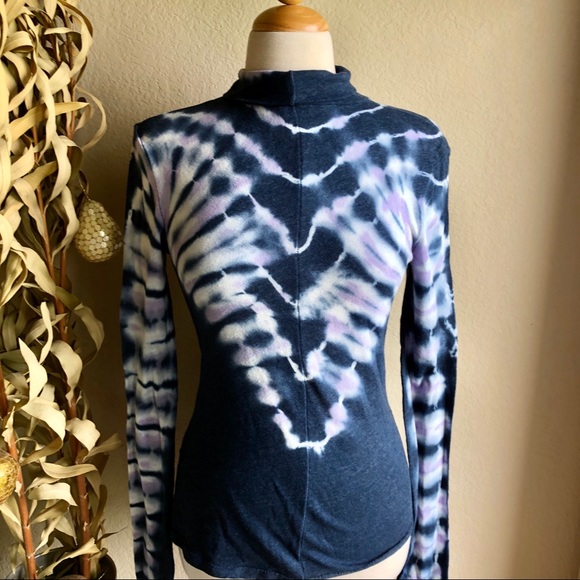 Free people we the free psychedelic turtleneck top - Picture 4 of 9